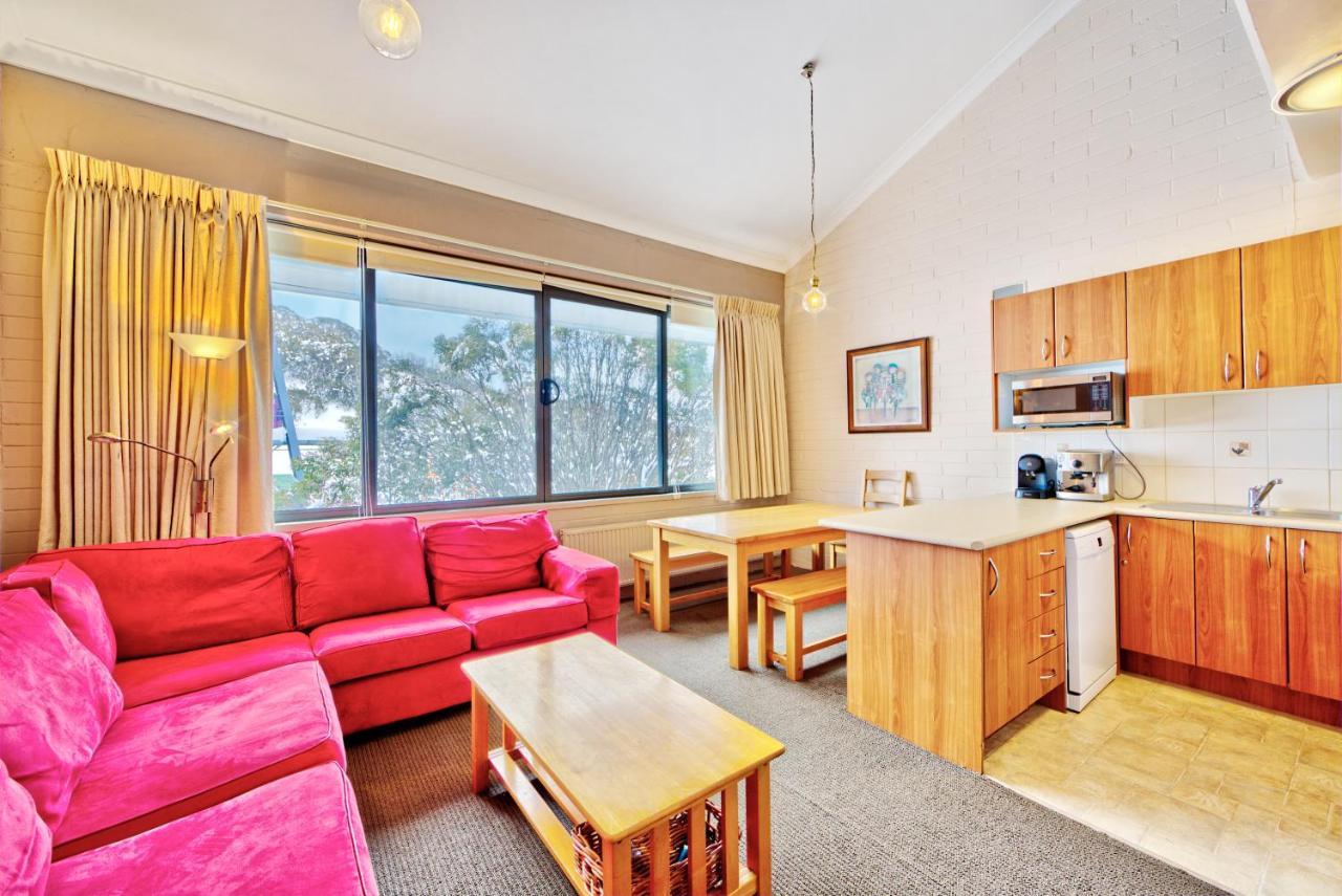 Snow Ski Apartments 16 Falls Creek Bagian luar foto